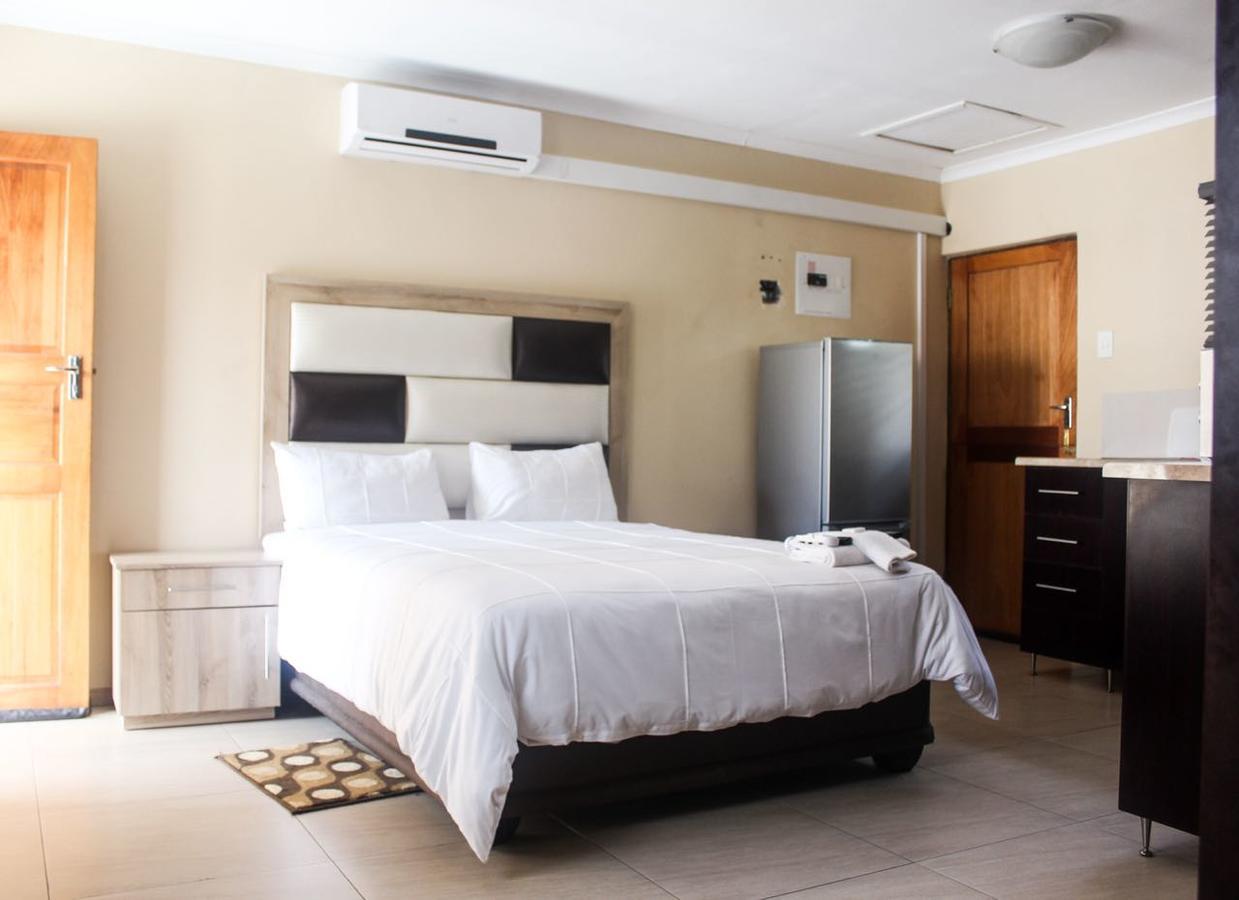 Mbopha Guest House Ulundi Dış mekan fotoğraf